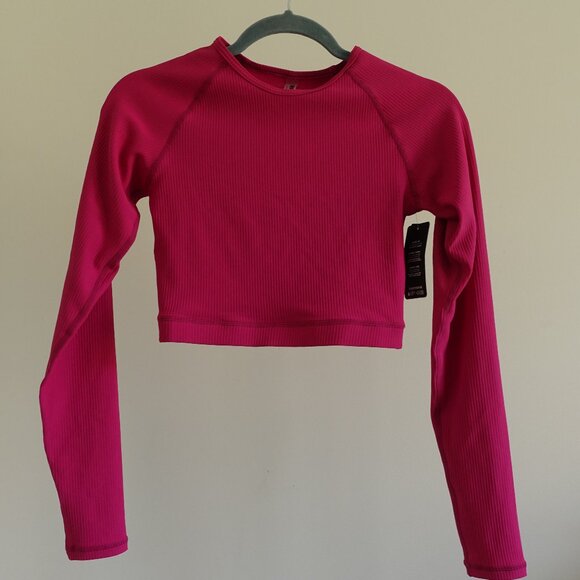 New With Tags Simons Ribbed Cropped Gym Top - Size P/S - Picture 3 of 12